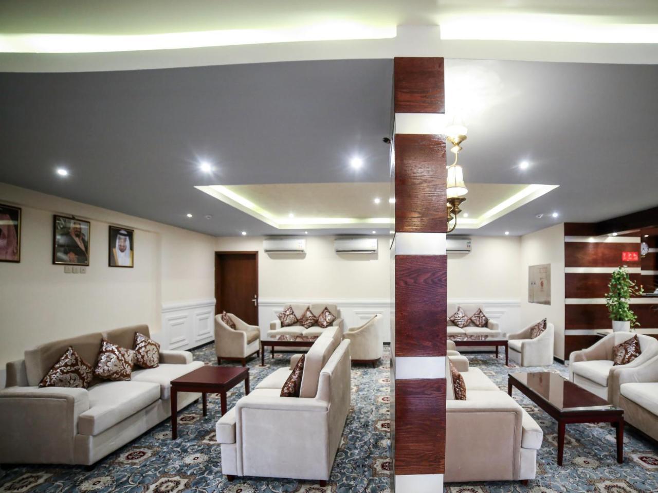 Night Inn Hotel Ал Хубар Екстериор снимка